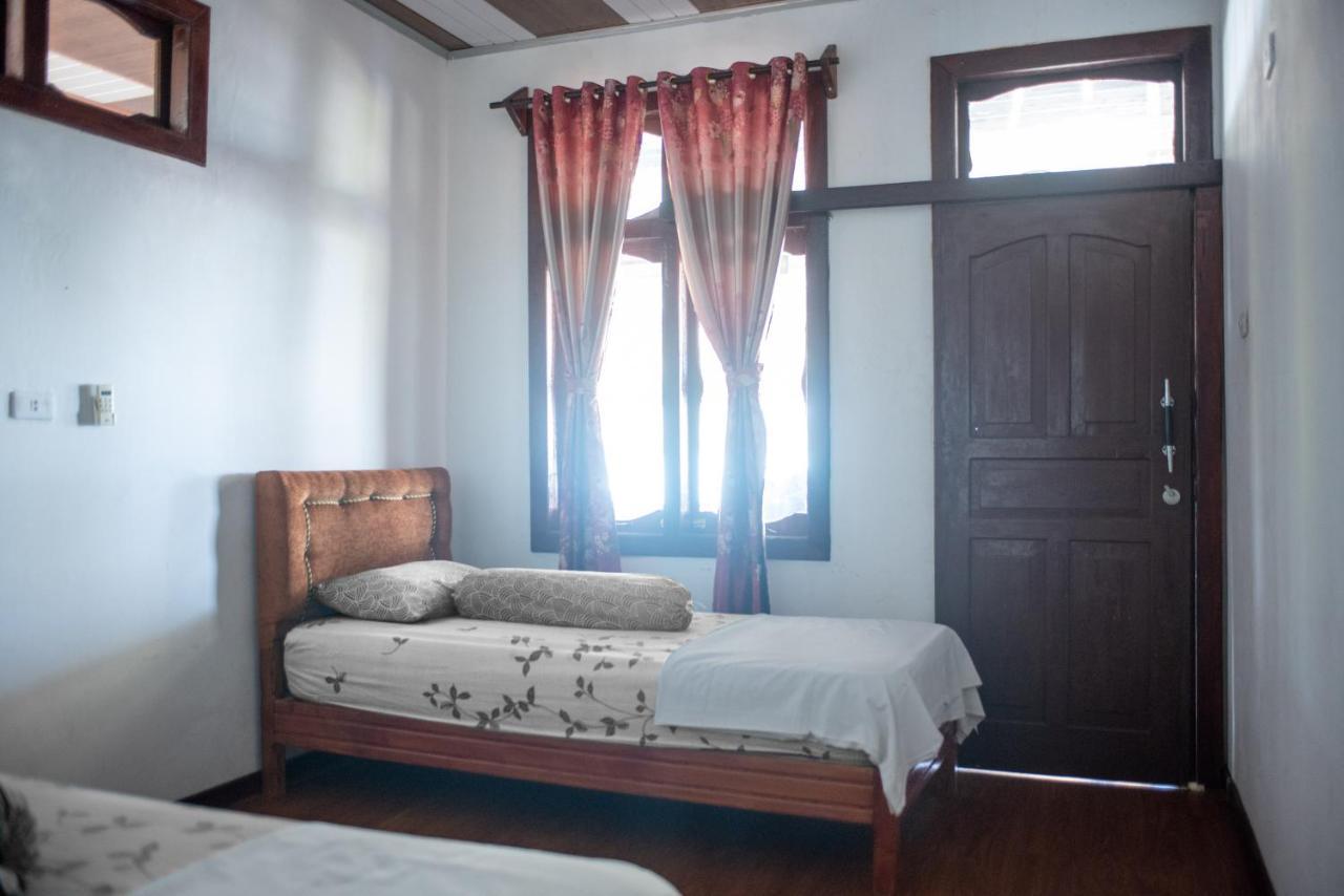 شقة Yuni Surf House Lagudri الغرفة الصورة